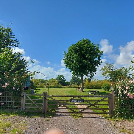 Hopgarden Glamping Luxury Shepherds Huts Wadhurst المظهر الخارجي الصورة
