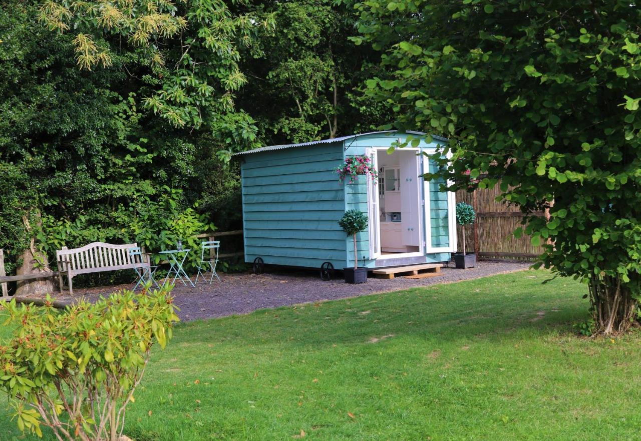 Hopgarden Glamping Luxury Shepherds Huts Wadhurst المظهر الخارجي الصورة