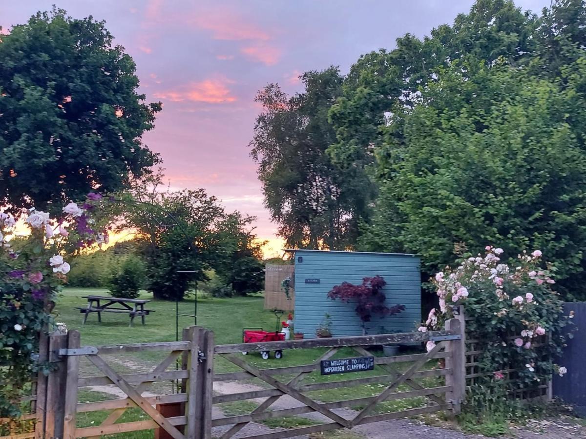 Hopgarden Glamping Luxury Shepherds Huts Wadhurst المظهر الخارجي الصورة